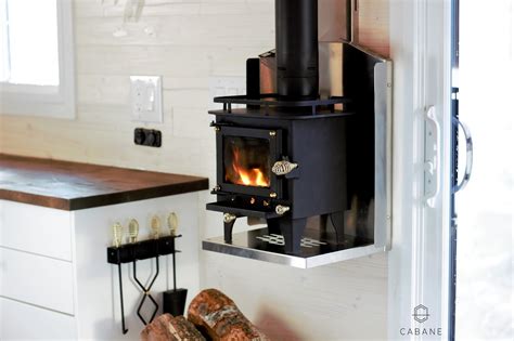 With beautiful peaked ceilings and double lofts, there is plenty of room for your family. Cabane Tiny Cabin (256 Sq Ft) - TINY HOUSE TOWN