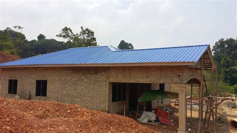 Besi plat yaitu bahan baku dalam pembuatan beraneka ragam mesin dan kebutuhan industri lainya. Renovation dan Ubahsuai Rumah Kekuda Besi Rangka Atap ...