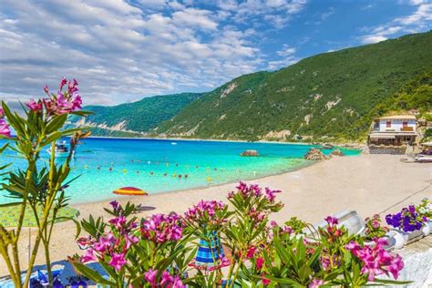 14 Best Lefkada Beaches You Must Visit Greece