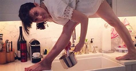 Downward Dishes Yoga Is No Chore For Alec Baldwins Wife On Instagram