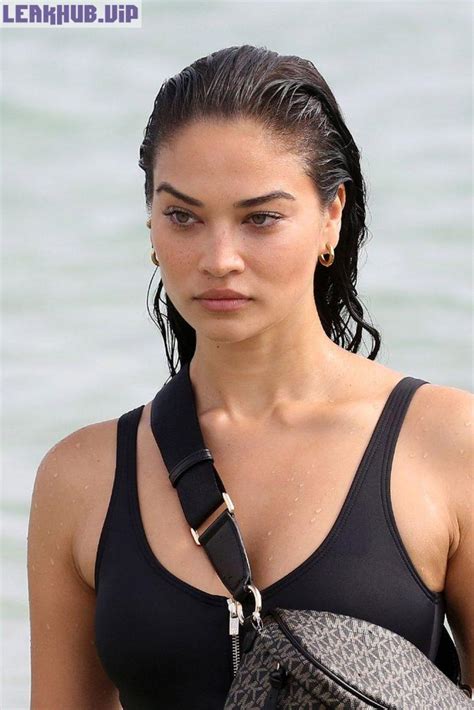Hot Lady Shanina Shaik Shows Her Wet Body In The Water Sexy Pictures