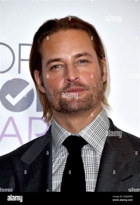 Josh Holloway Poses In The Press Room At The Peoples Choice Awards At