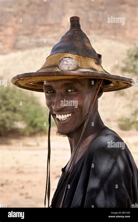 Mali Mopti A Fulani Man Wearing A Traditional Hat The Fulani Are