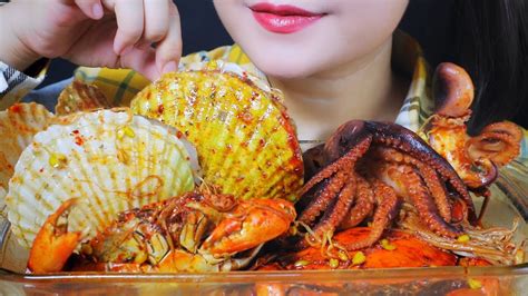 ASMR MUKBANG SPICY SEAFOOD OCTOPUS 2SHELLS CRAB SCALLOPS WITH