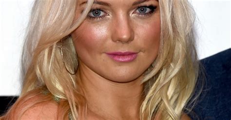 S Clubs Hannah Spearritt Looks Unrecognisable With New Lilac And Pink