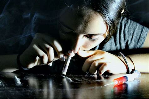 11 Causas Reales De La Drogadicción En Los Adolescentes La Guía De
