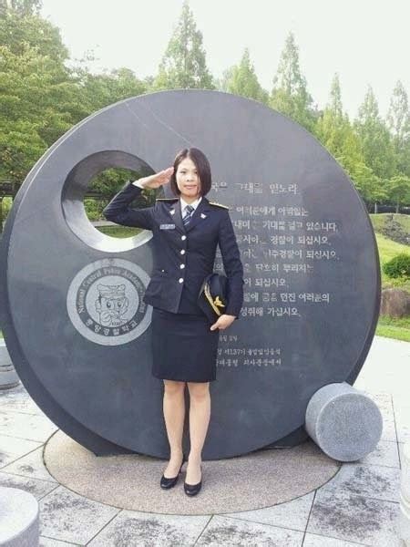 The Uniform Girls Pic Korean Policewoman Uniform Y