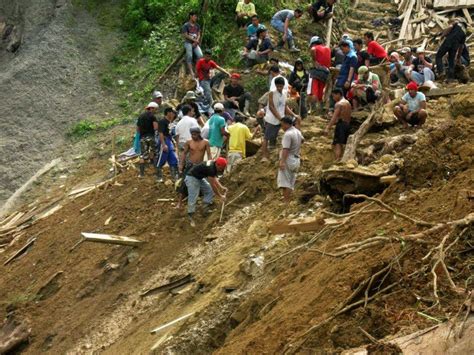 Landslide Kills 25 Buries More In Philippines The Times Herald
