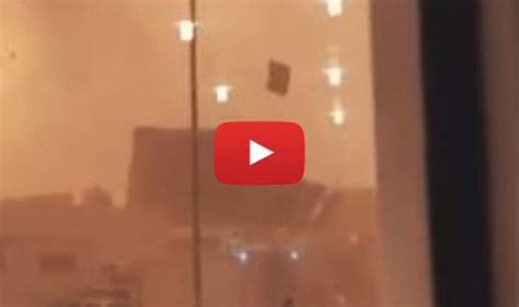 Meteo Cronaca Diretta Video Arabia Saudita Enorme E Raro Tornado