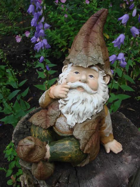 Another idea that was floating in my head that finally made it to a finished product! Forest Gnome - Mondus Distinction Garden Decor