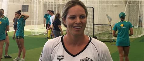 Emily seebohm and david lutteral. Champion Australian swimmer Emily Seebohm from Brisbane ...