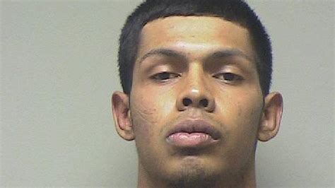 Crime Stoppers Looking For Kennewick Robbery Suspect Tri City Herald