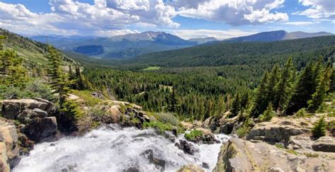 The Best Hikes With Waterfalls Near Breckenridge