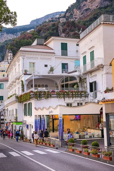 The 5 Best Amalfi Coast Towns With Spectacular Views Of The Cliffs And