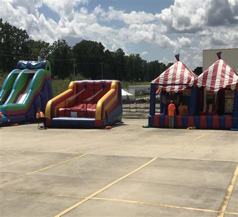 Our selection of rental games in atlanta, georgia cannot be beat. Carnival Game Rentals | Inflatable Carnival Game | Shelf ...