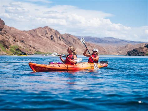 Explore Nature's Wonders with Unforgettable Kayak Tours