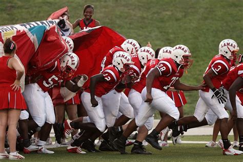 Naia schools are smaller and have relatively low athletic department budgets, roughly on par with division iii schools. 10 Most Common Texas Stereotypes