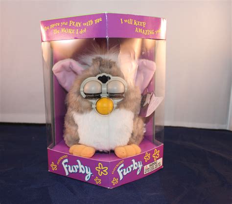 Original Furby Tiger Electronics 1998 Collectors Quality 1st Edition