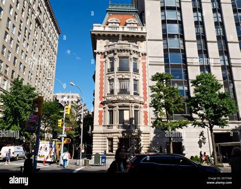 Exterior Views Of Carlos Slims New York City Mansion The Mexican