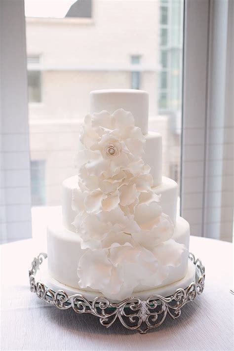 Browse a wide range of black and white wedding ideas and inspiration, from articles to photos and templates in a stunning selection of styles and colors. All White Wedding Cakes - Belle The Magazine