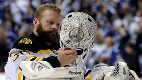 Retired Goalie Tim Thomas Emotionally Details Brain Damage He Says Came