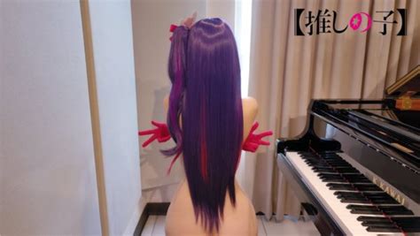 Lewd Pianist Pan Piano Ups The Ante With Sex Appeal After Drop In