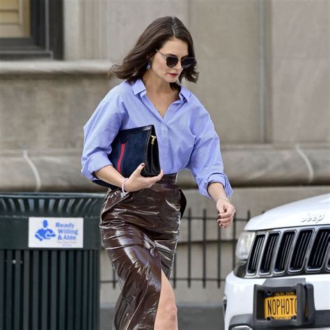 Katie Holmes Steps Out In A Stealthy Chic Ensemble In New York City Vogue