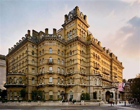 Haunted Hotels In The Uk From Cornish Pubs To Luxury London Getaways