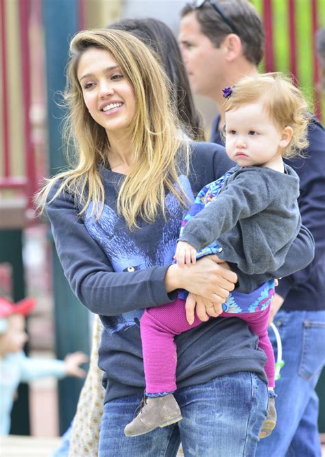 Jessica Alba Plays With Daughters Honor And Haven At Park Celebrity News News Reveal