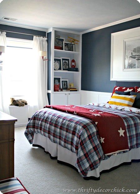 The key is knowing what his hobbies are and what he likes to do. {Boys} 12 Cool Bedroom Ideas - Today's Creative Life
