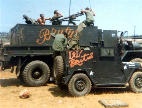 The Gun Trucks Of Vietnam How Us Soldiers Transformed Cargo Vehicles