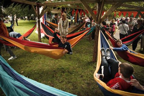 Novica, the impact marketplace, features unique double hammocks at incredible prices handcrafted by talented artisans worldwide. http://www.topratedhammocks.com/standalonehammocks.php has ...