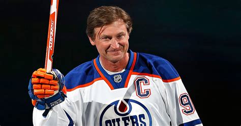 Wayne Gretzky To Hit The Ice In Oilers Alumni Game Against Jets
