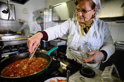 Volunteer days and hours are flexible and no experience is necessary. Gourmet food dished out in crisis-hit Italy's soup ...