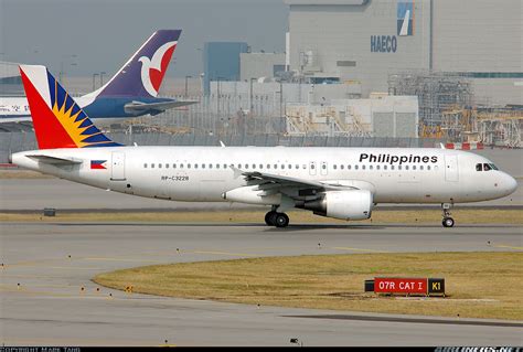 Airbus A320 214 Philippine Airlines Aviation Photo 0974427