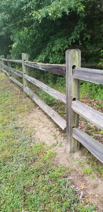 Our heavy duty black pvc horse fence systems are an affordable and practical option to define your property, perfect for equestrian fence, ranch fence, farm fence, and split rail fence applications. How Long Will Cedar Split Rail Wood Fence Last? | Hoover ...