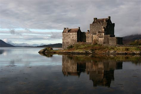 Fileeilean Donan Castle At Loch Duich Wikimedia Commons