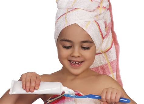 Higiene Bucal Ensine O Seu Filho A Cuidar Dos Dentinhos Claudia