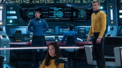 Star Trek Strange New Worlds Trailer Doubles Down On Discovery Twist