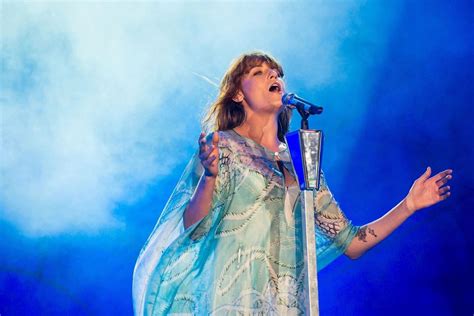 That is until now, and florence welch of florence and the machine took on jenny of oldstones poem. Top 10 Best Florence and the Machine Songs