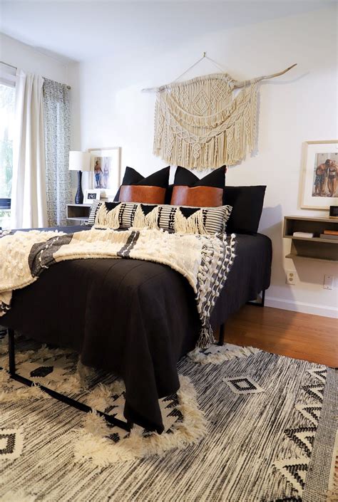 Black And White Bohemian Bedroom Transformation Western Bedroom