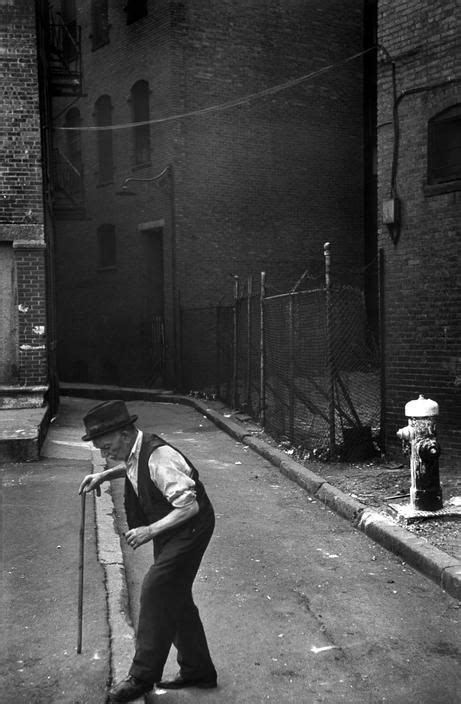 Magnum Photos Henri Cartier Bresson Magnum Photos Street Photography