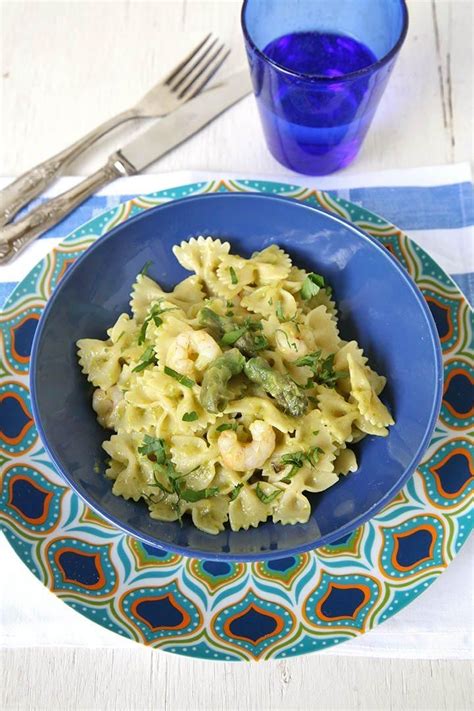 Check spelling or type a new query. Ricetta Farfalle con crema di asparagi e gamberetti ...
