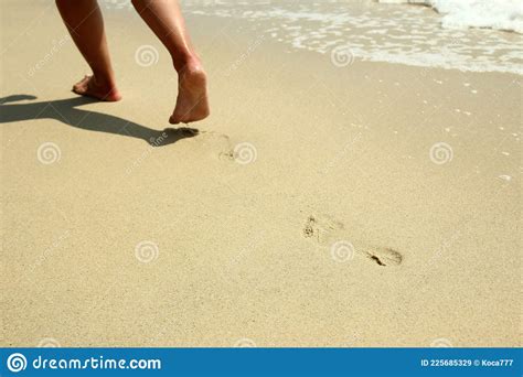 Female Foots Footprints In The Sand On The Beach In Summer Stock Image Image Of Sand