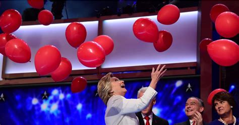 Bill And Hillary Clinton Playing With Balloons At Dnc 2016 Popsugar Celebrity