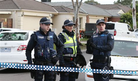 Australian Police Arrest Man On Terror Charges Wsj