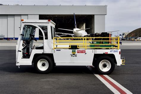 Airport Maintenance Vehicle San Francisco Airport 2019 San