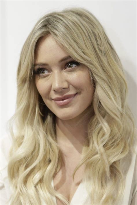 Hilary duff has been wearing her hair up on the red carpet. 31 Best Images Hilary Duff Blonde Hair / Hilary Duff Dyed ...