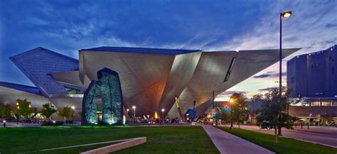 Denver Art Museum（デンバー美術館） 日本最大級のsns映え観光情報 スナップレイス