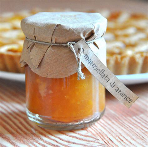 Lavare bene le arance, bucherellando solo la buccia e mettere a bagno in acqua fredda i frutti per 48. Marmellata di arance Bimby TM31 | TM5